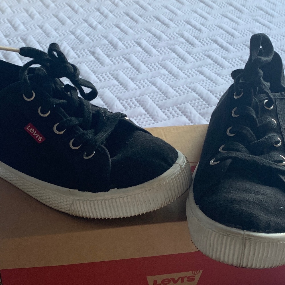 Levi’s running shoes
